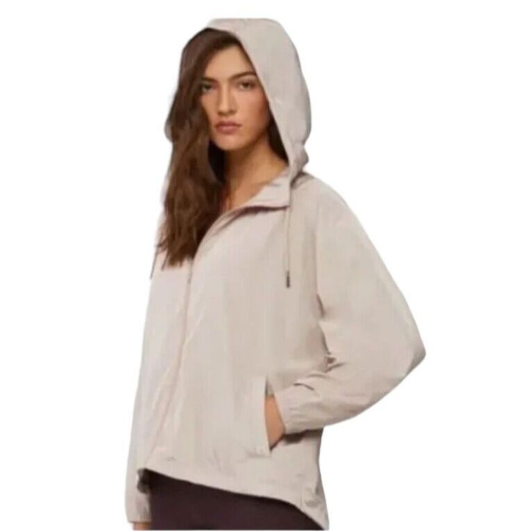 Soia & Kyo OakLynn Water-Repellent Tan Vented Back Jacket Women's Size S/M